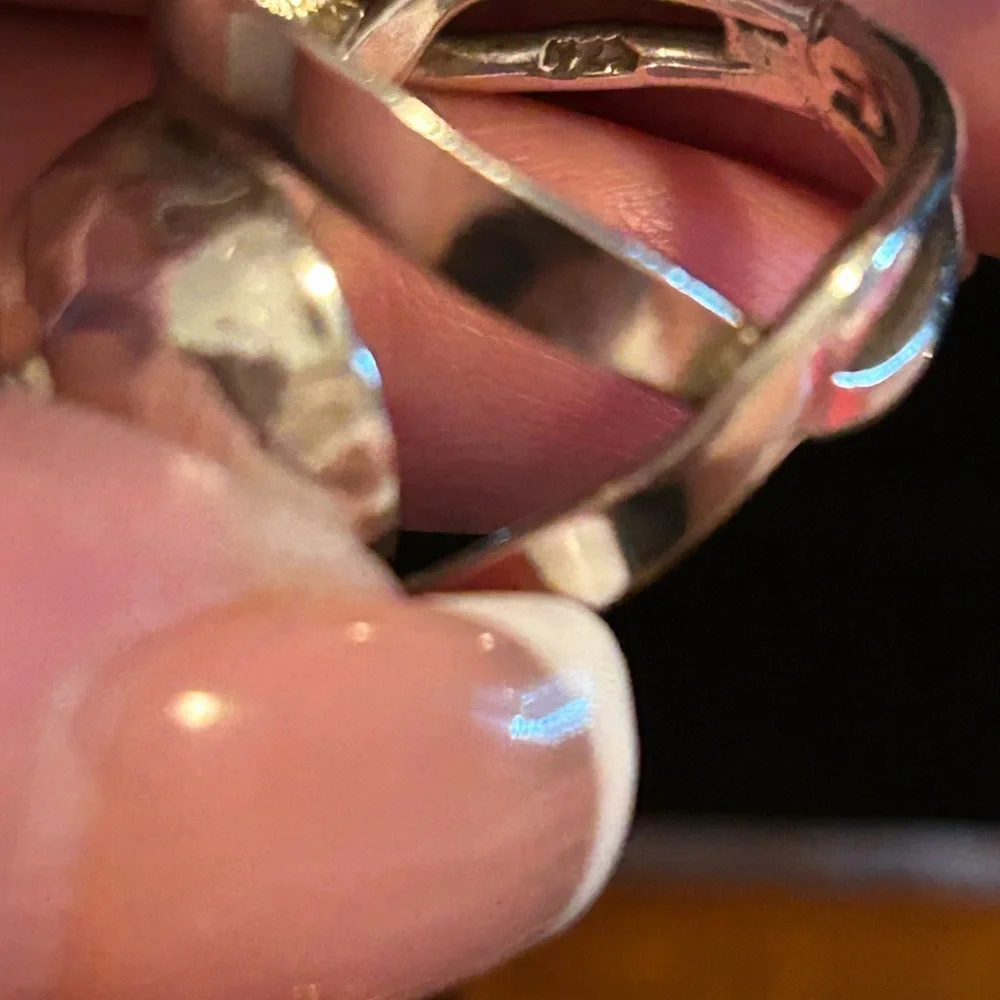Chic Silver Accessory Ring - Picture 4 of 4